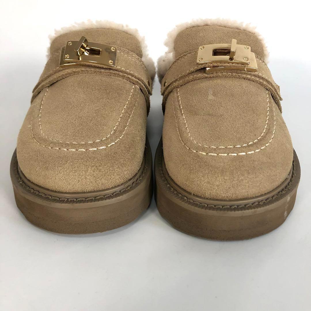 カミナンド ファー付きミュール バックル 24112W 23.5cm相当