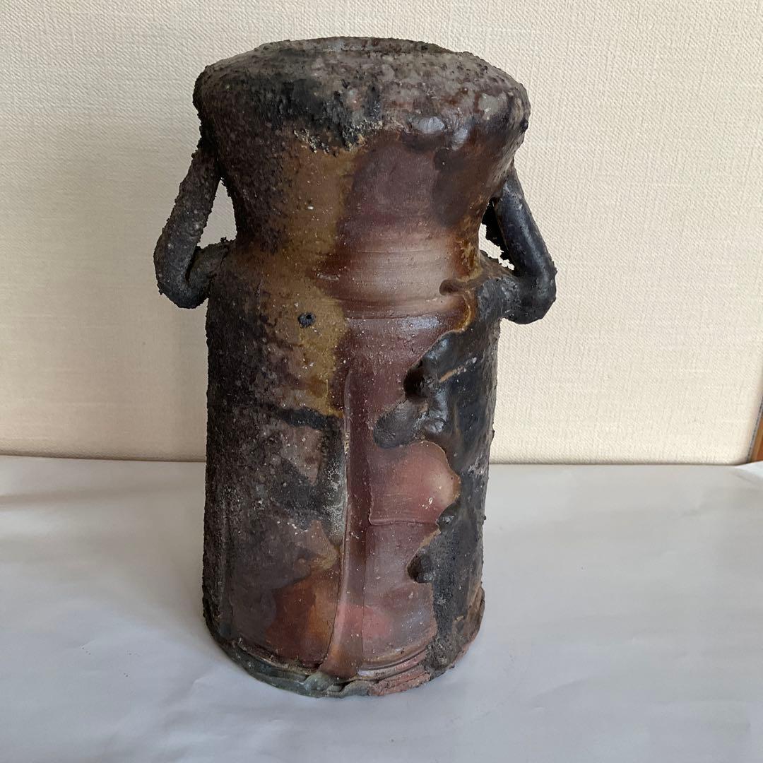 備前焼　岡山県重要無形文化財保持者各見政峯作　備前窯変耳付花入