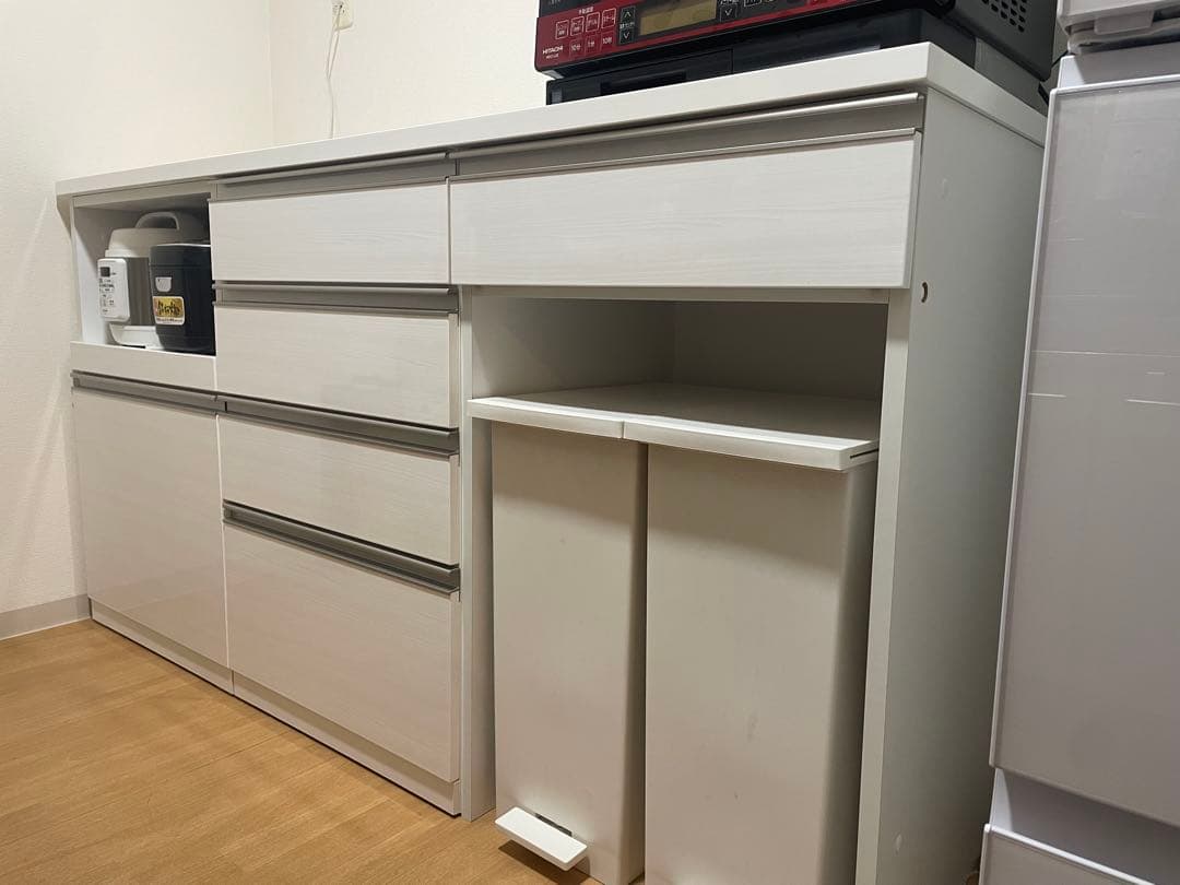 【yso♡様、観覧お願い致します】ニトリ　キッチンカウンター　食器棚　180cm