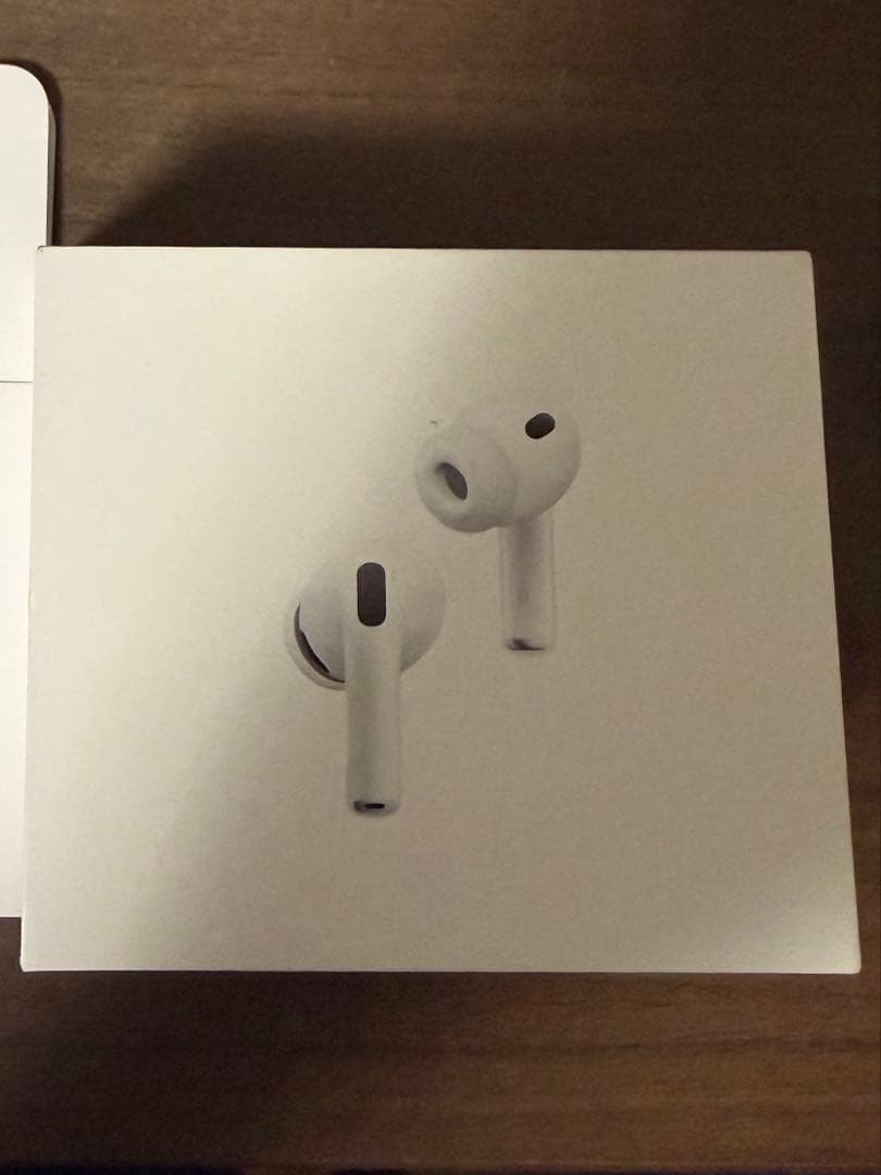 パ*ル様 AirPods Pro3 本体 充電ケース付き