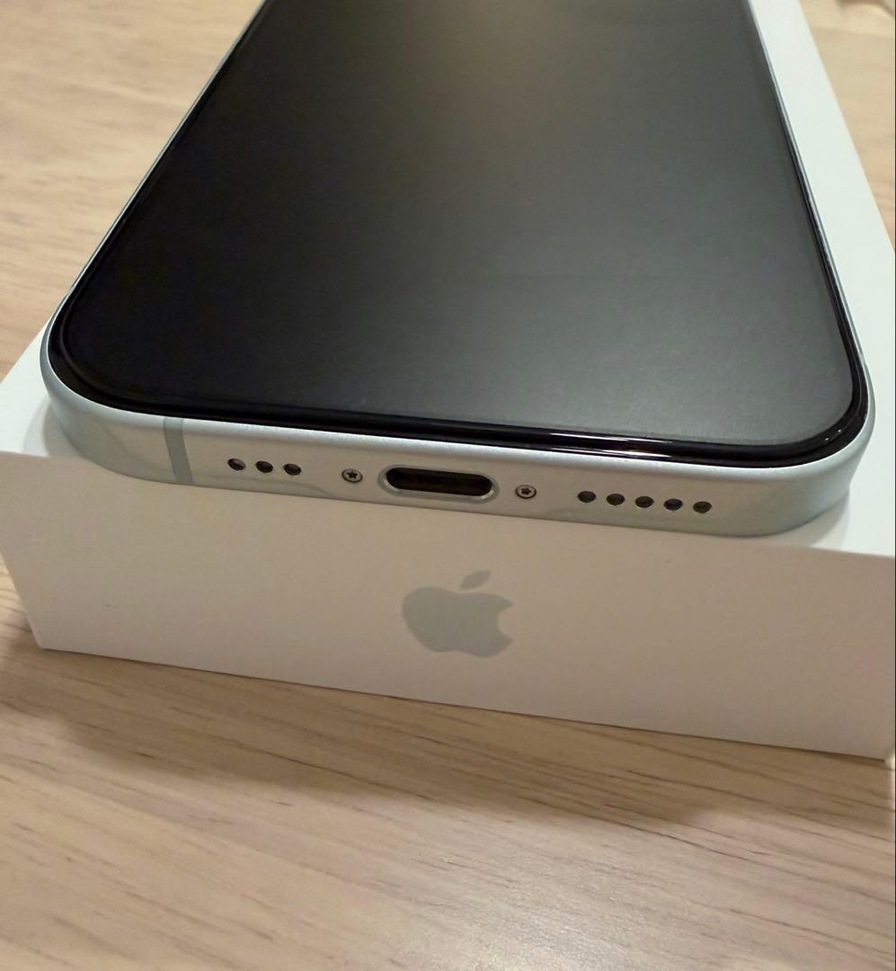 iPhone 15 256GB ブルー