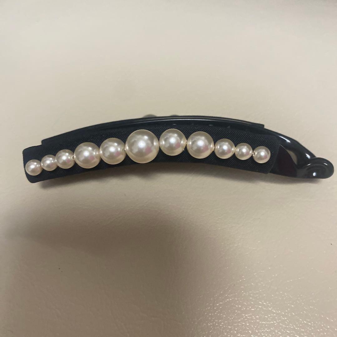 値下げはありません❗️コンプレックスビズ　パールバナナクリップ