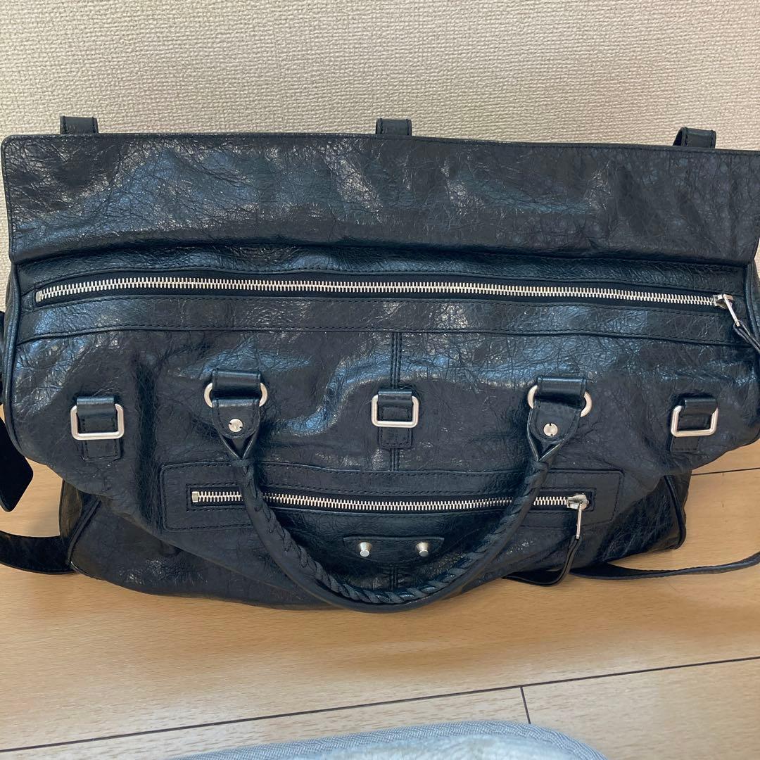 バレンシアガ　黒 レザー ボストンバッグ