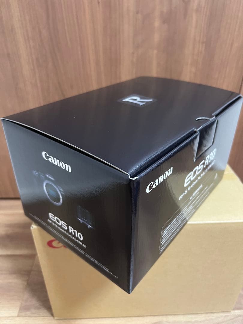 Canon EOS R10 RF-S 18-45mm キット