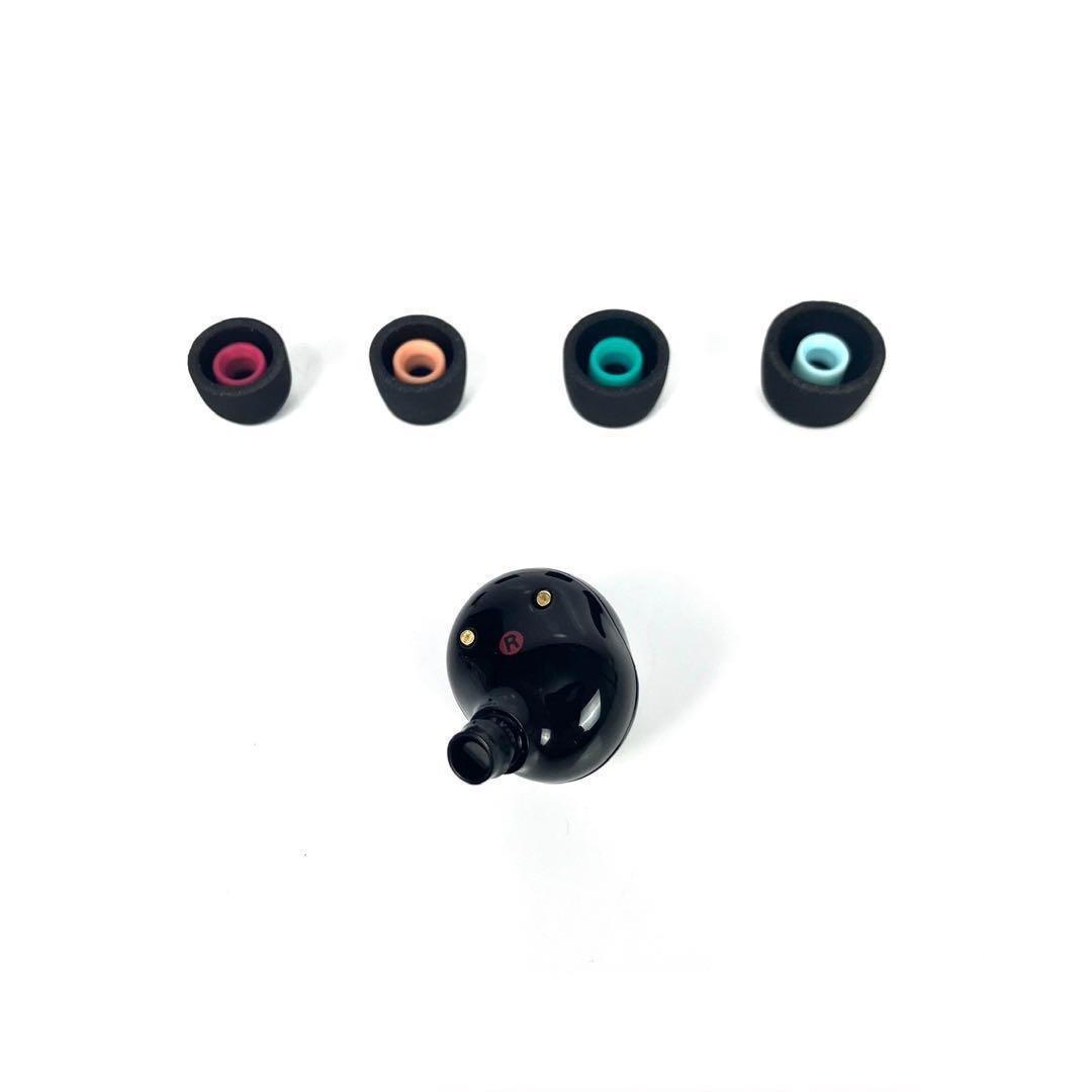 SONY　WF-1000XM5　BLACK　右耳イヤホン　②