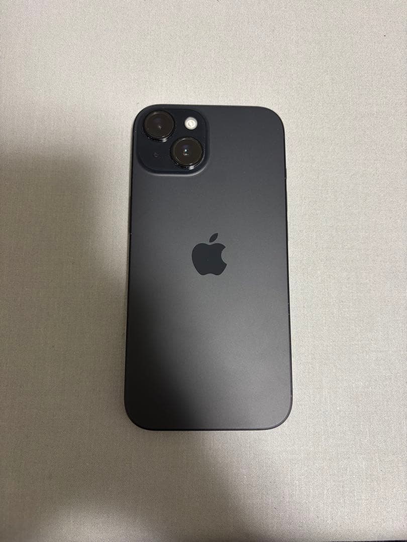 キャンディー　iPhone15 128GB ブラック 保護カバー 箱付き