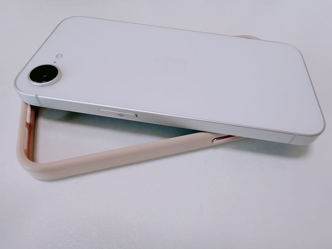 iPhone16e 128GB ホワイト