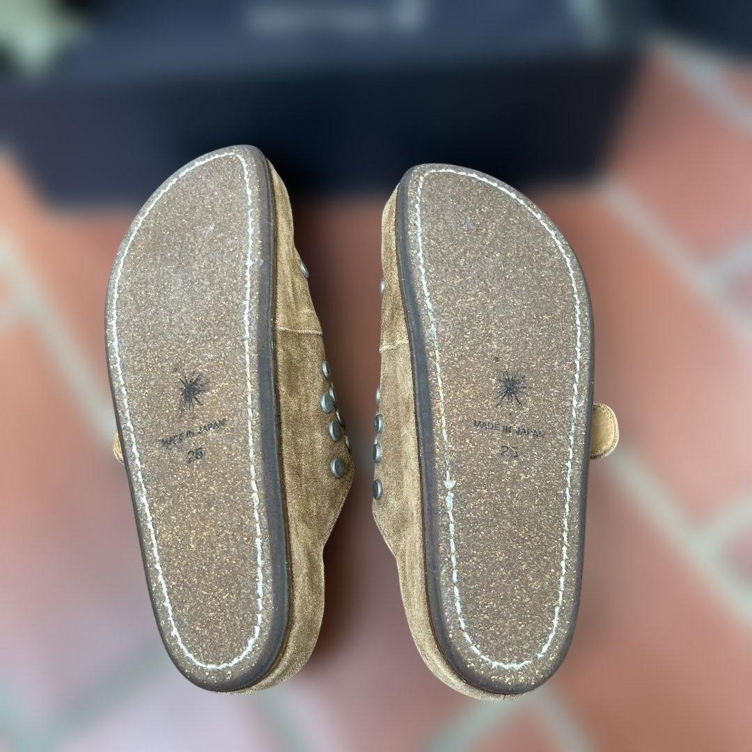 ミハラヤスヒロ　キャメル　￼スウェード　鋲　サンダル　￼ 25センチ　￼試着程度