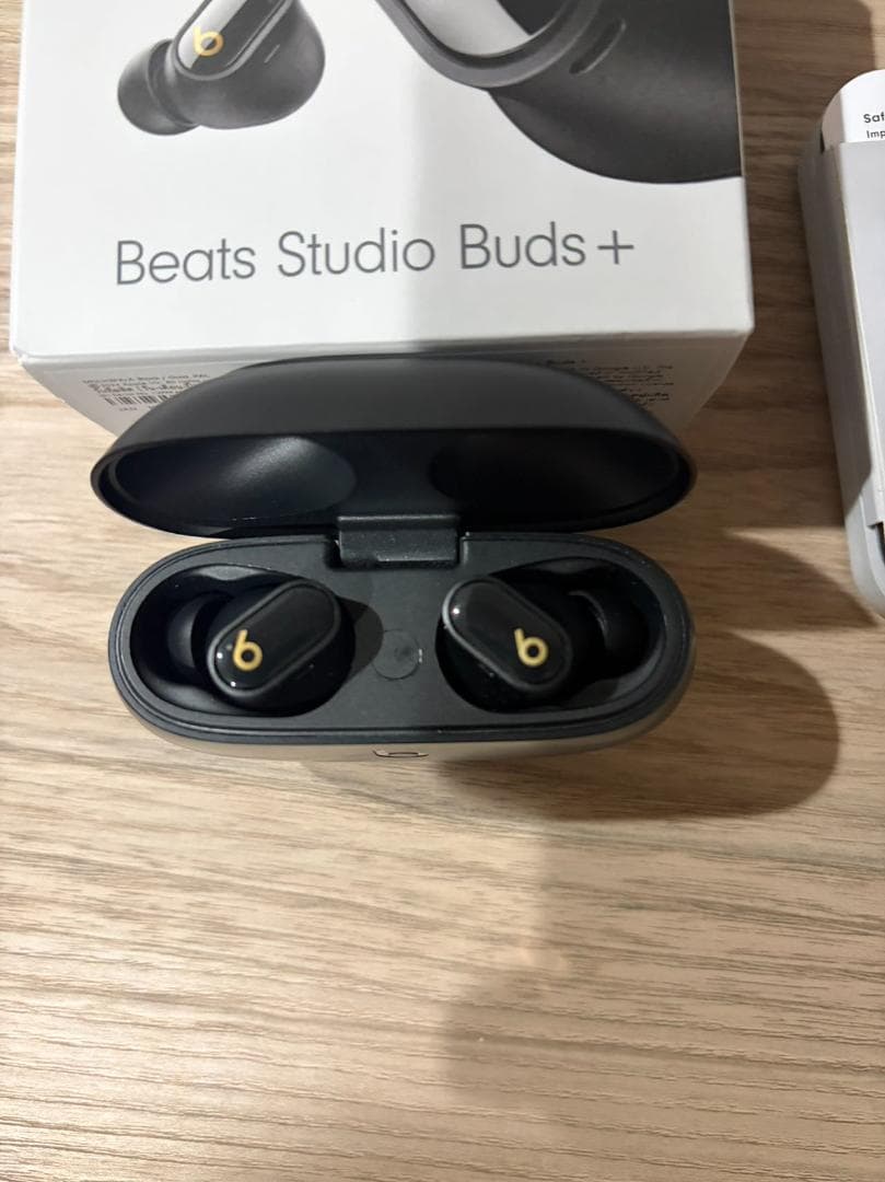 ★極美品★保証付き Beats Studio Buds+ ワイヤレスイヤホン