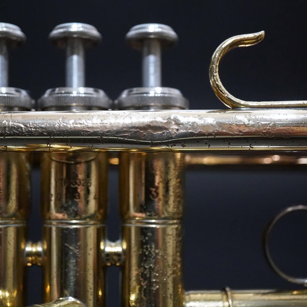 【最後の赤ベル】YAMAHAトランペット YTR3325／マウスピース／ケース