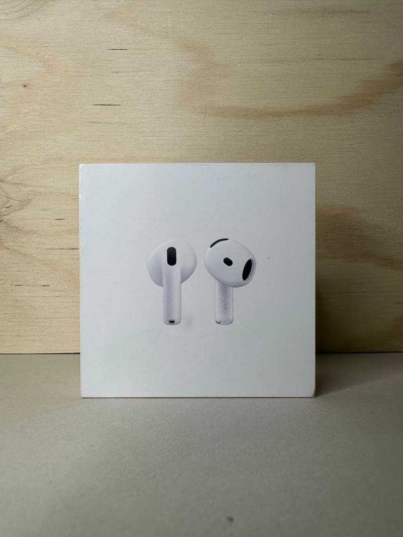 【極美品】Apple AirPods 4 MXP63J/A C2F2G