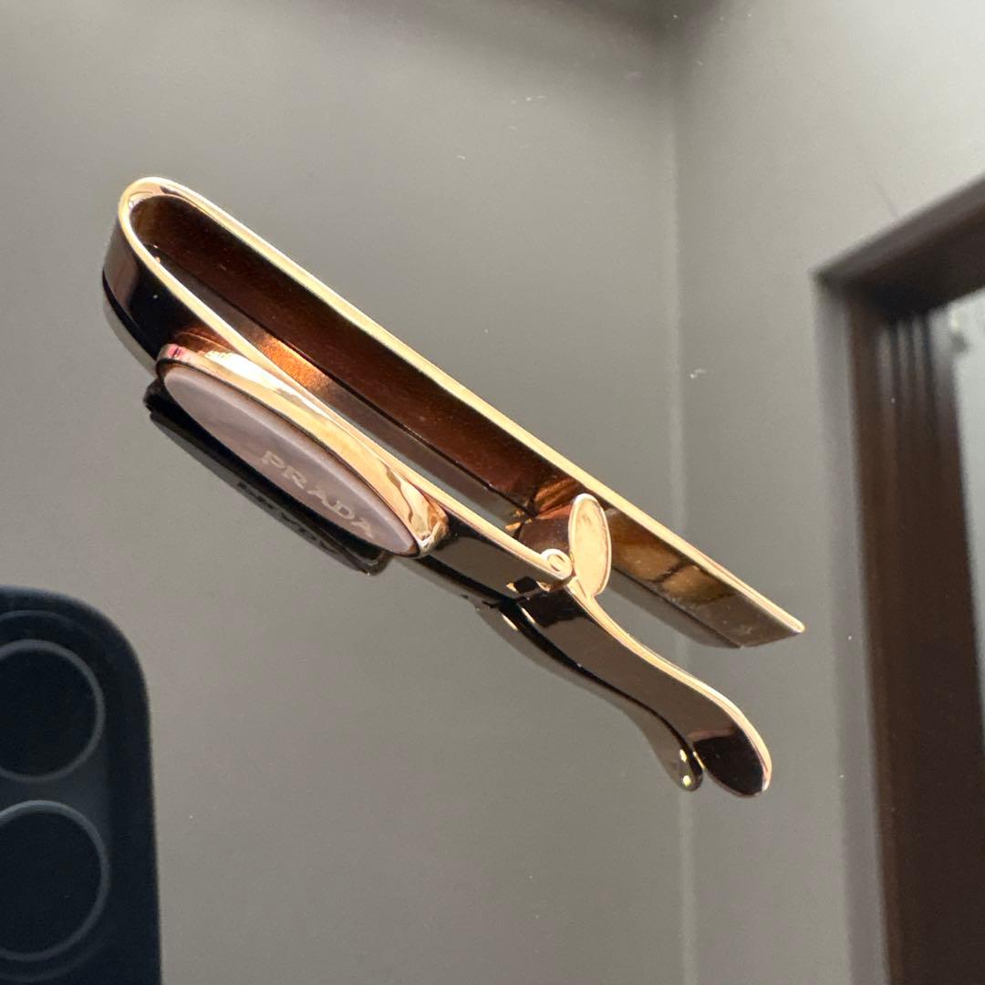 PRADA tieTack　プラダネクタイピン　 ロゴモチーフ プラダタイピン