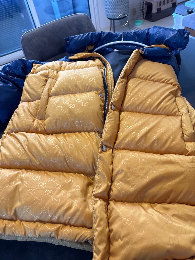 GUCCI マルチカラーダウンジャケット