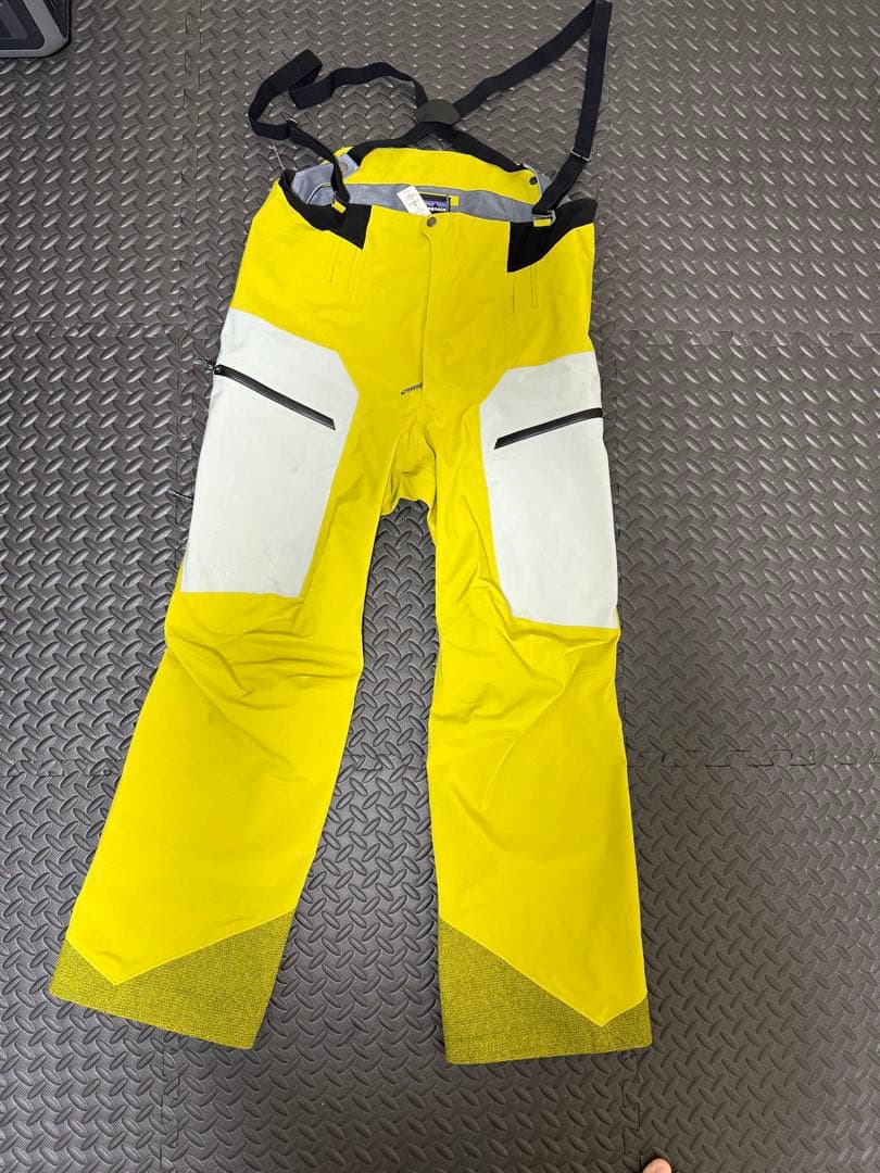 パタゴニア　アントラックド(上下L) 23-24