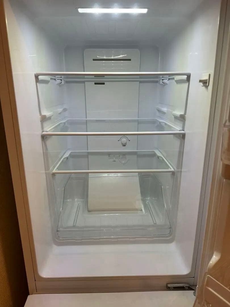 極美品 ノンフロン冷凍冷蔵庫 【YRZ-F15J】