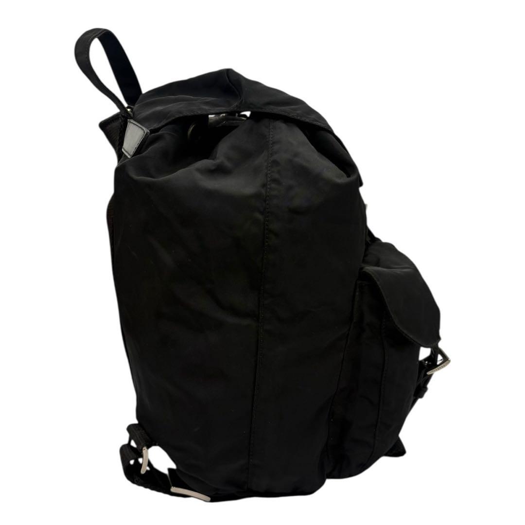 チマ　PRADA 三角プレート ナイロン ブラック バックパック A4