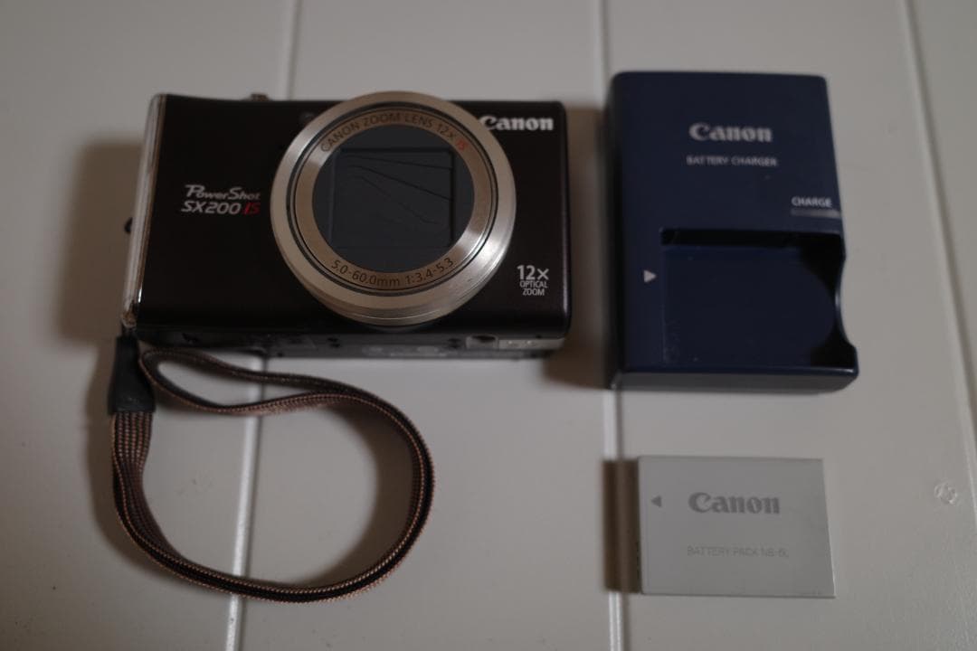 キヤノン　Canon　PowerShot　SX200 IS　バッテリー、充電器付
