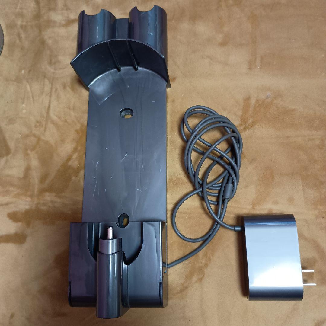 Dyson 無線式掃除機 ピンク★ダイソン V8 slim fluffy