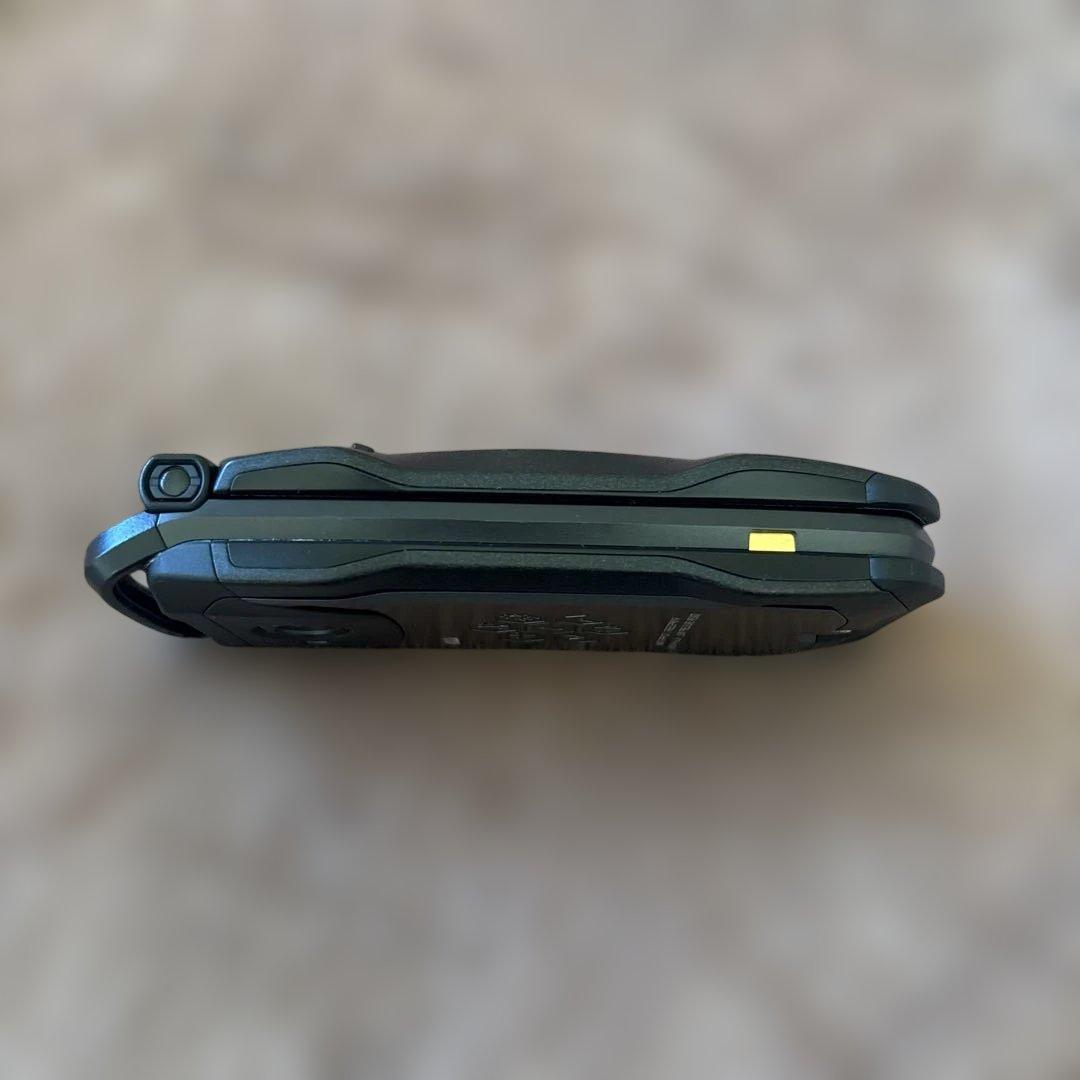 au G'zOne TYPE-XX KYY31 ブラック SIMロック解除済み