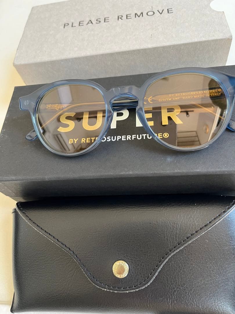 新品RETROSUPERFUTURE サングラス