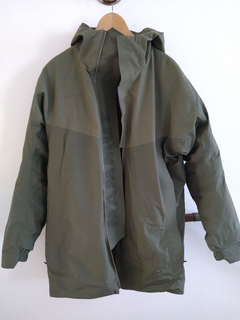 最終time-sale★マムート　GORETEX ダウンジャケット　サイズＬ