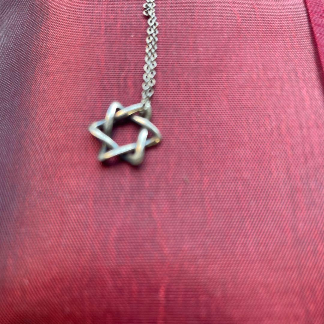 Tiffany & Co. 星型ネックレス