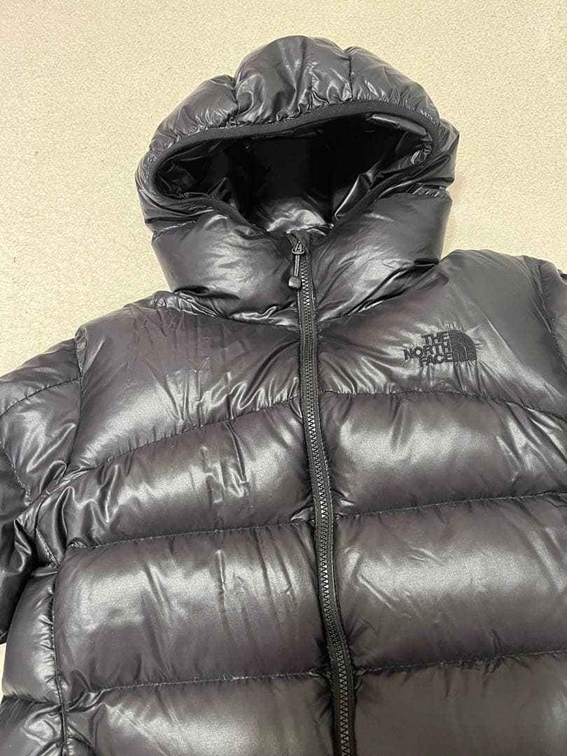 超軽量　ノースフェイスダウン アコンカグアフーディND18805 Mサイズ