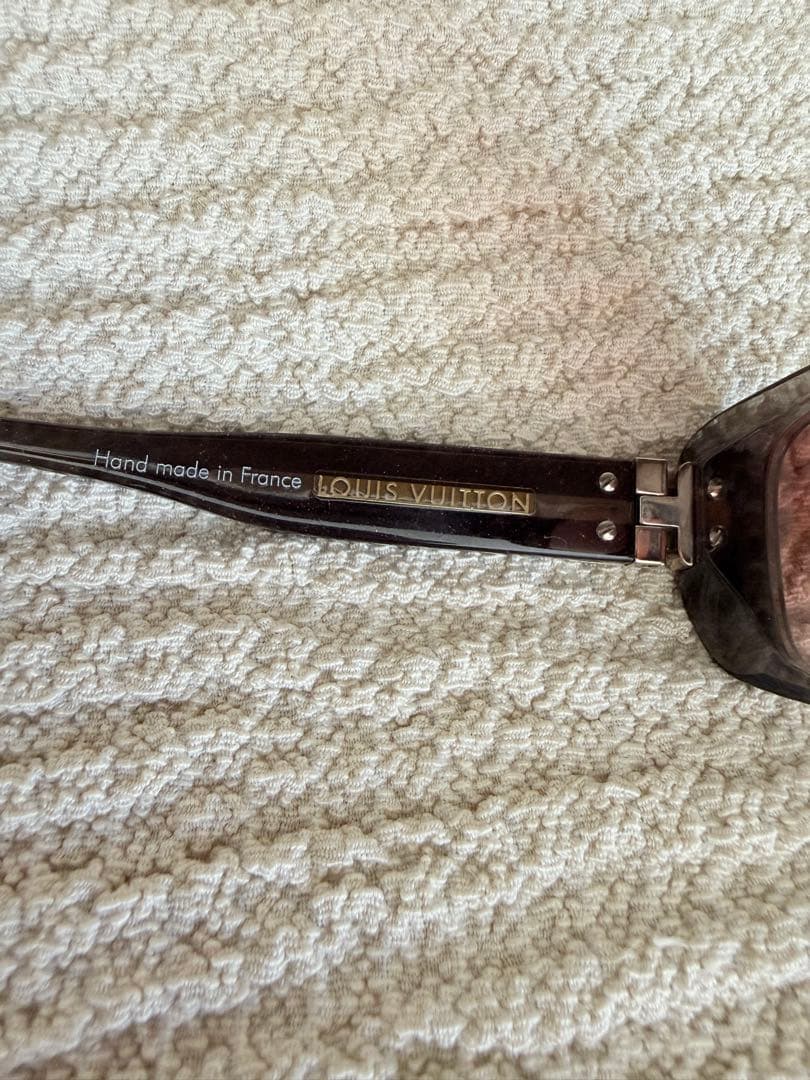 熊*T様 ルイヴィトン　サングラス