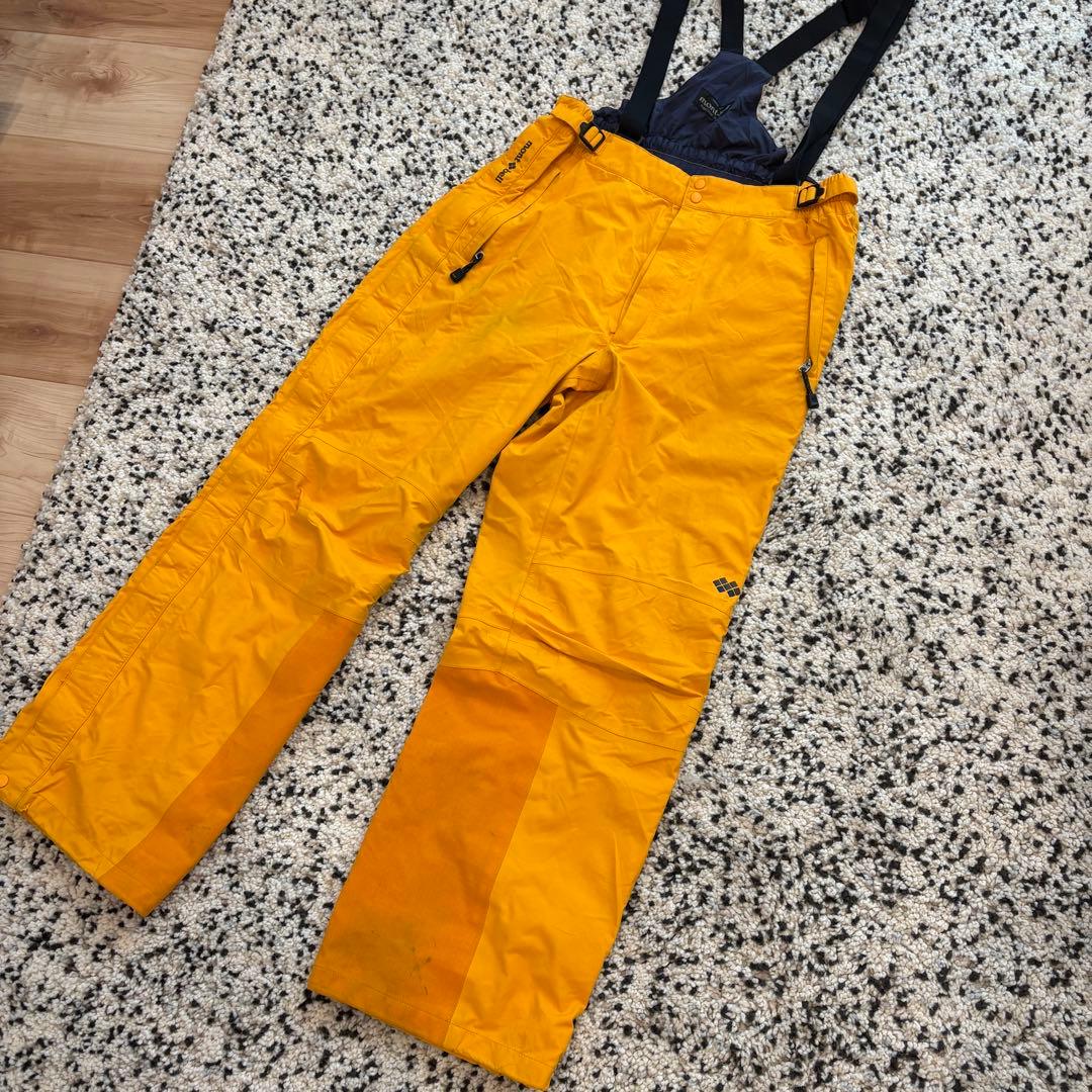 モンベル　ゴアテックス　ビブパンツ　登山　アウトドア　スキー　スノボ