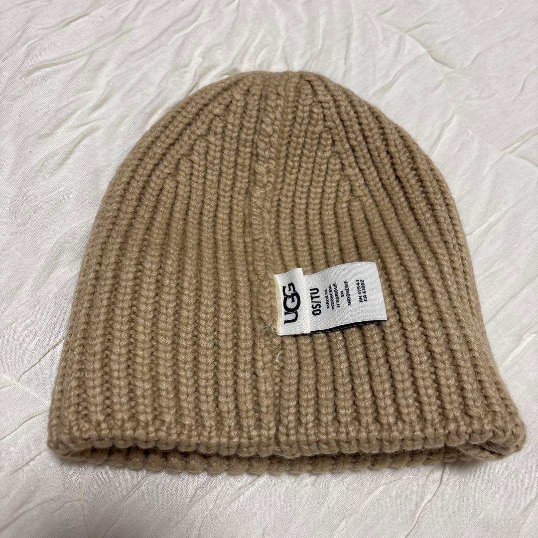 UGG ベージュ ニット帽