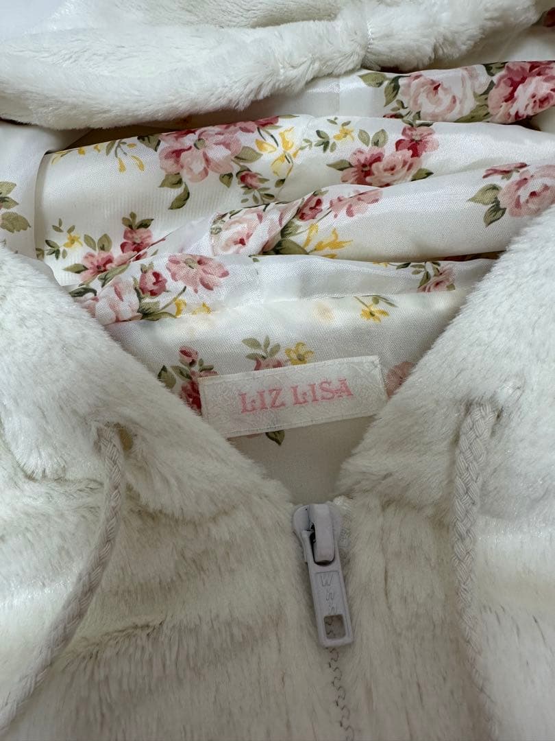 希少品★リズリサ　パーカー