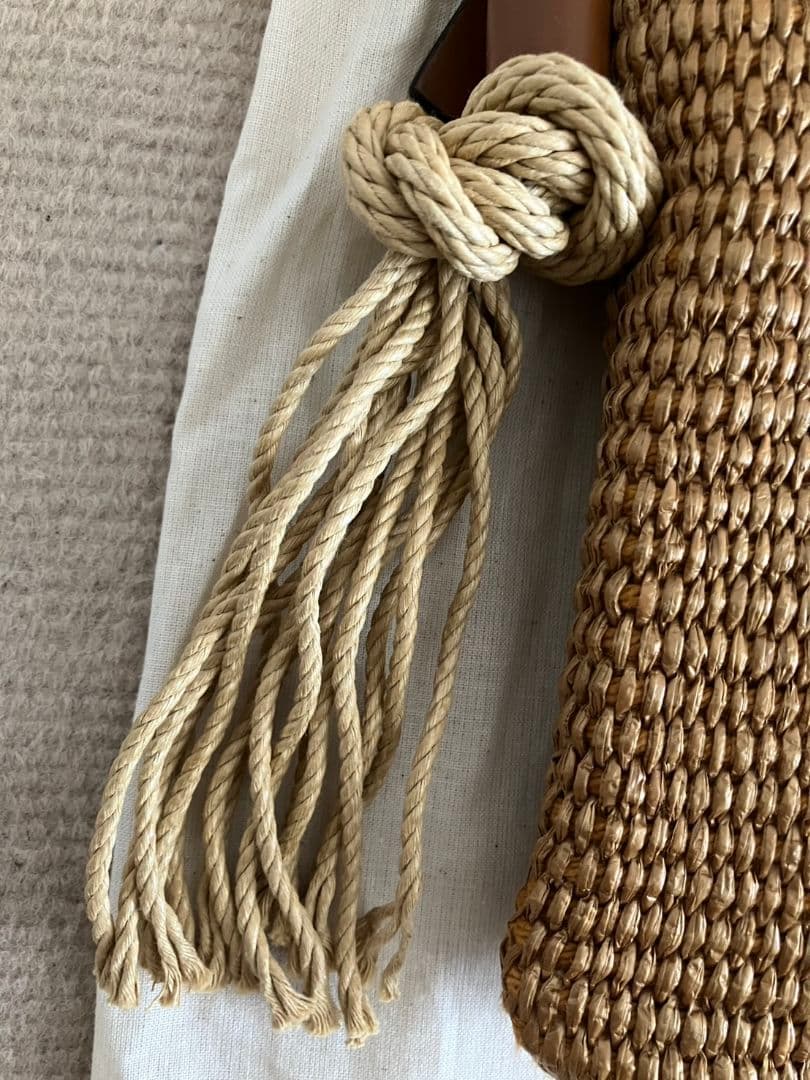 美品✨MARNI✨マルニ　ラフィア ロゴ ロープ　タッセル★かごショルダーバッグ