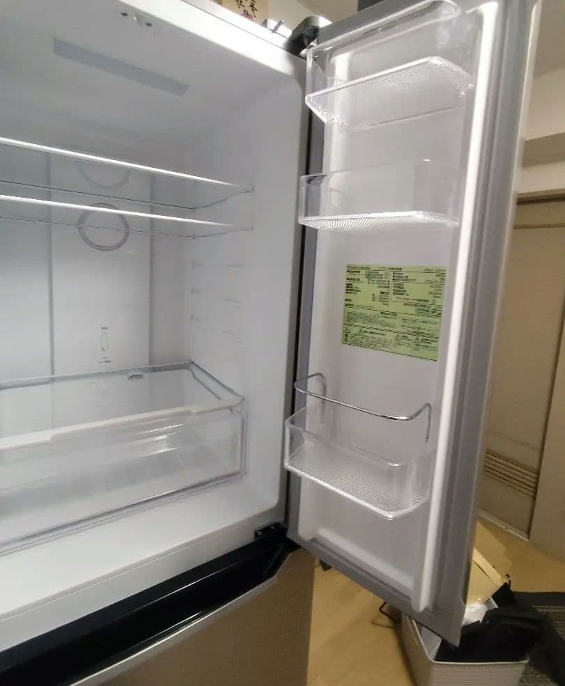 ​【2025年製・美品】アイリスオーヤマ 冷蔵庫 320L IRSN-32B-S