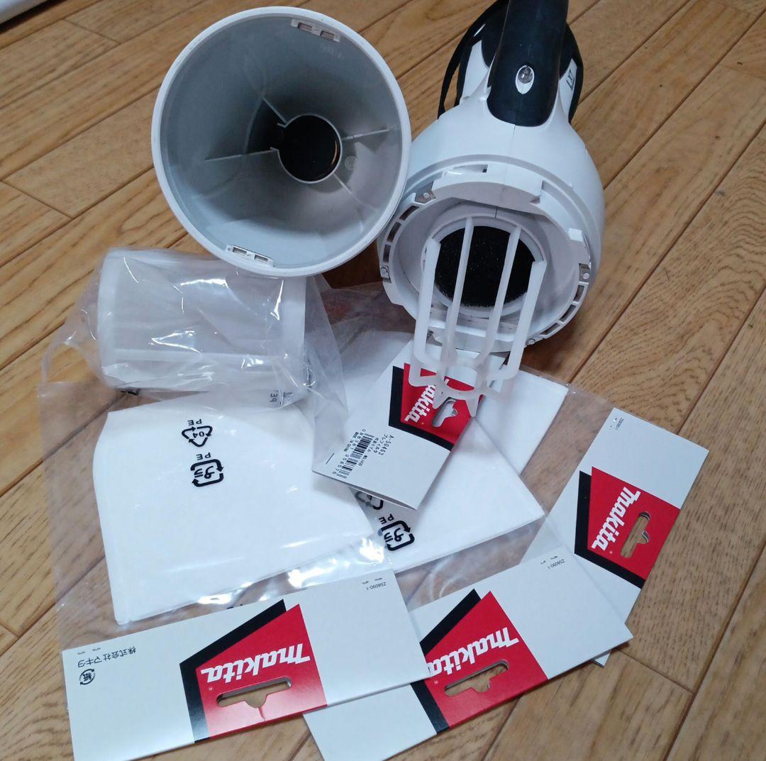 マキタ18V充電式クリーナーCL180FD純正バッテリー、急速充電器、スタンド付