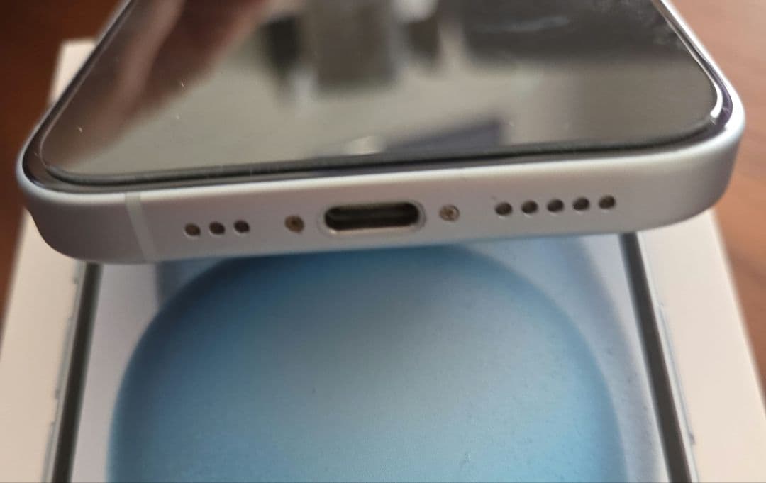 iPhone 15 256GB ブルー