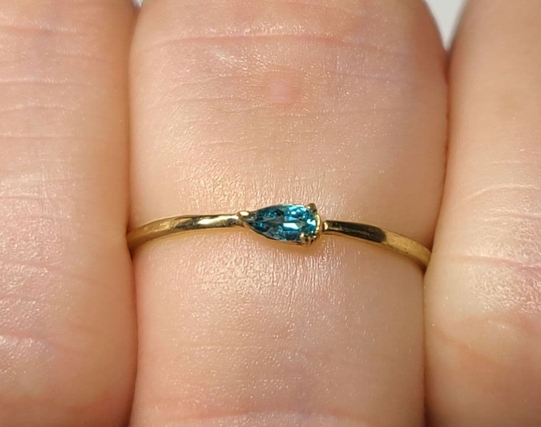 美しい沸き上がるブルーネオン★ブラジルバターリャパライバトルマリン18Kリング★