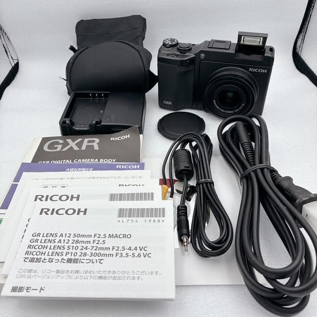 【美品】RICOH リコー デジタルカメラ GXR＋S10KIT