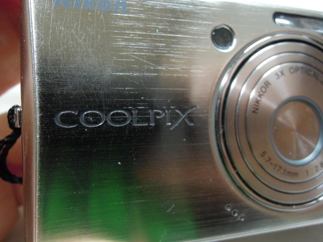Nikon デジタルカメラ COOLPIX (クールピクス) S510シルバー