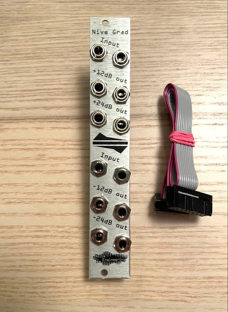 Noise Engineering Nive Grad モジュラーシンセ