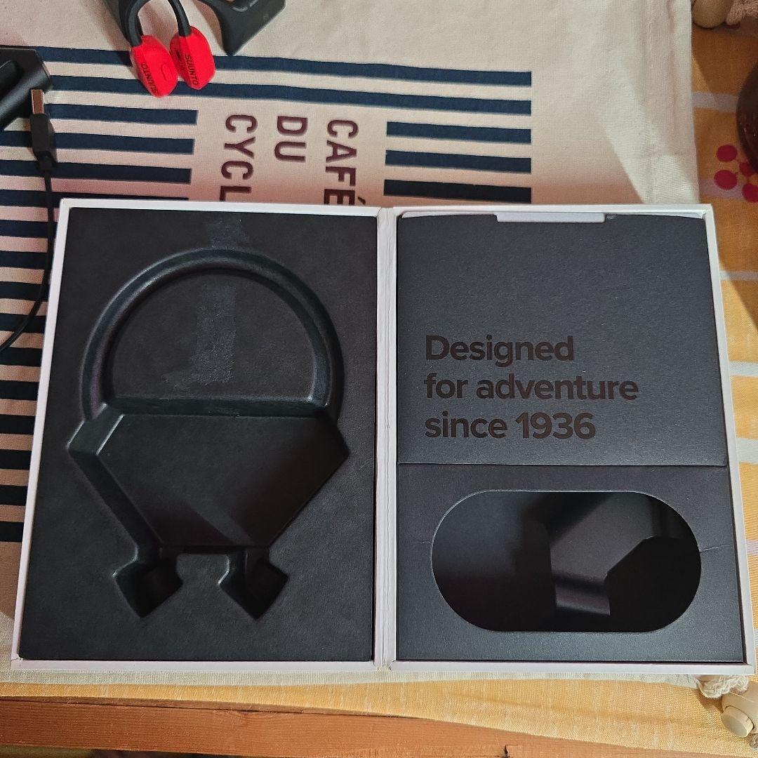 イヤホン Suunto Wing Lava Red