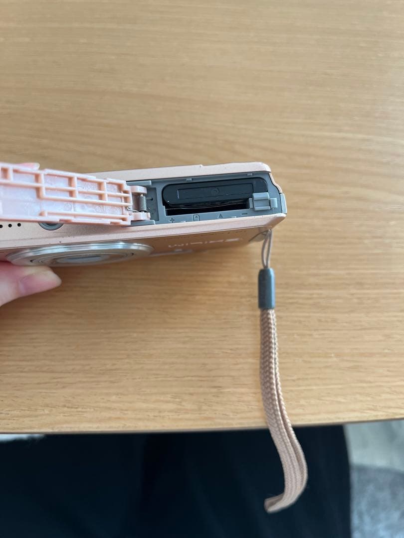 CASIO EX-Z270 コンパクトデジタルカメラ