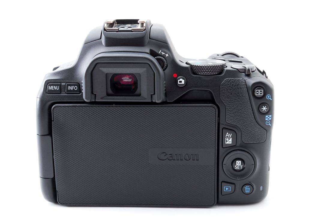 一眼レフカメラcanon kiss x10標準＆望遠＆単焦点トリプルレンズセット