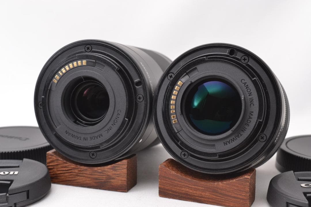 ■ 美品 ■ キャノン　Canon EOS Kiss M2 ダブルズームキット