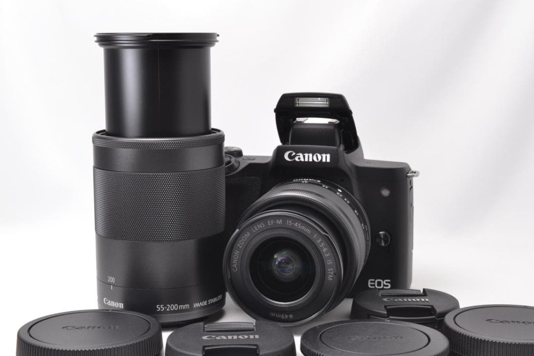 ■ 美品 ■ キャノン　Canon EOS Kiss M2 ダブルズームキット