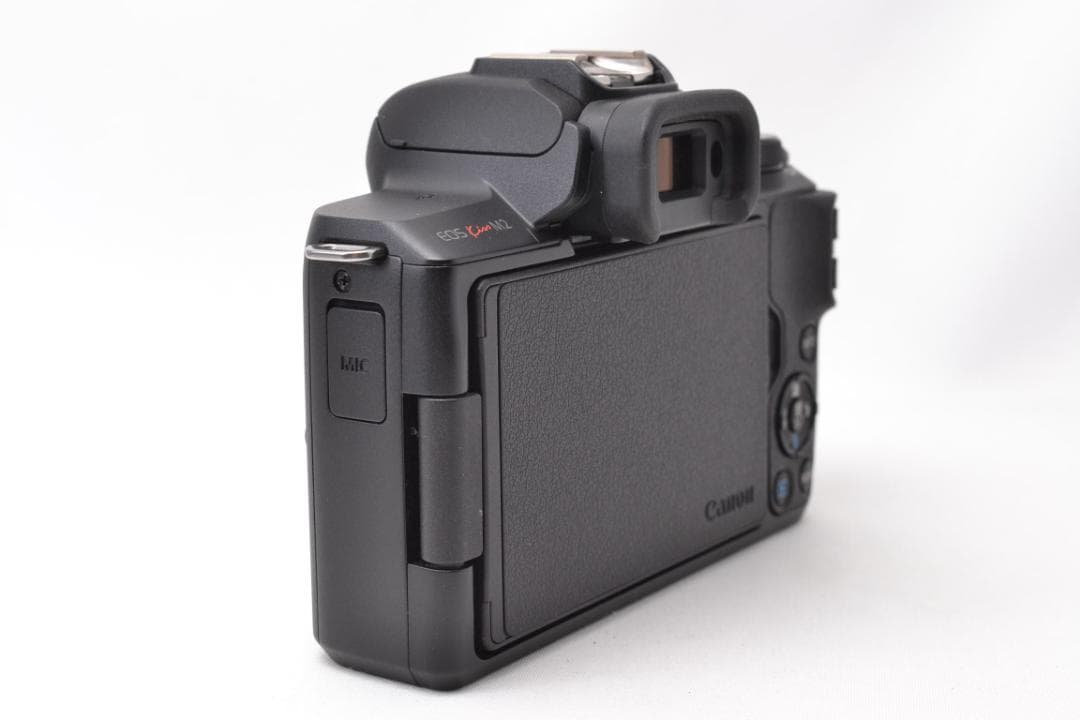 ■ 美品 ■ キャノン　Canon EOS Kiss M2 ダブルズームキット