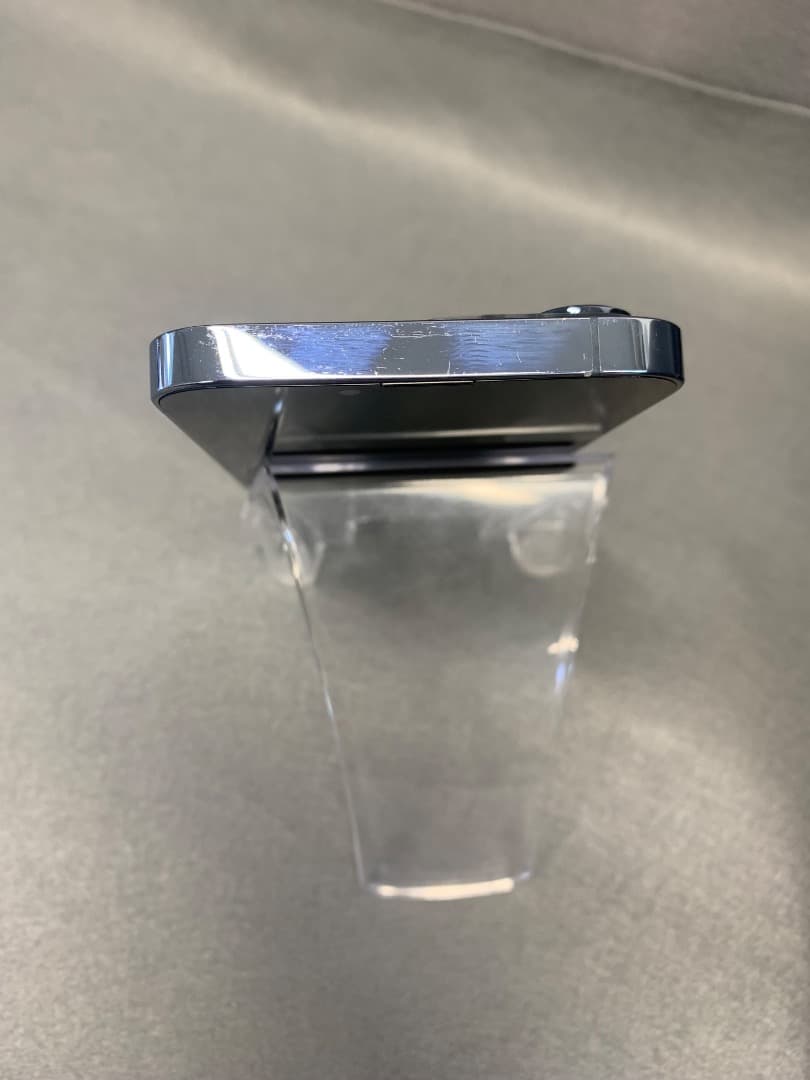 美品　国内版　SIMフリー　iPhone13 Pro 128GB シエラブルー色