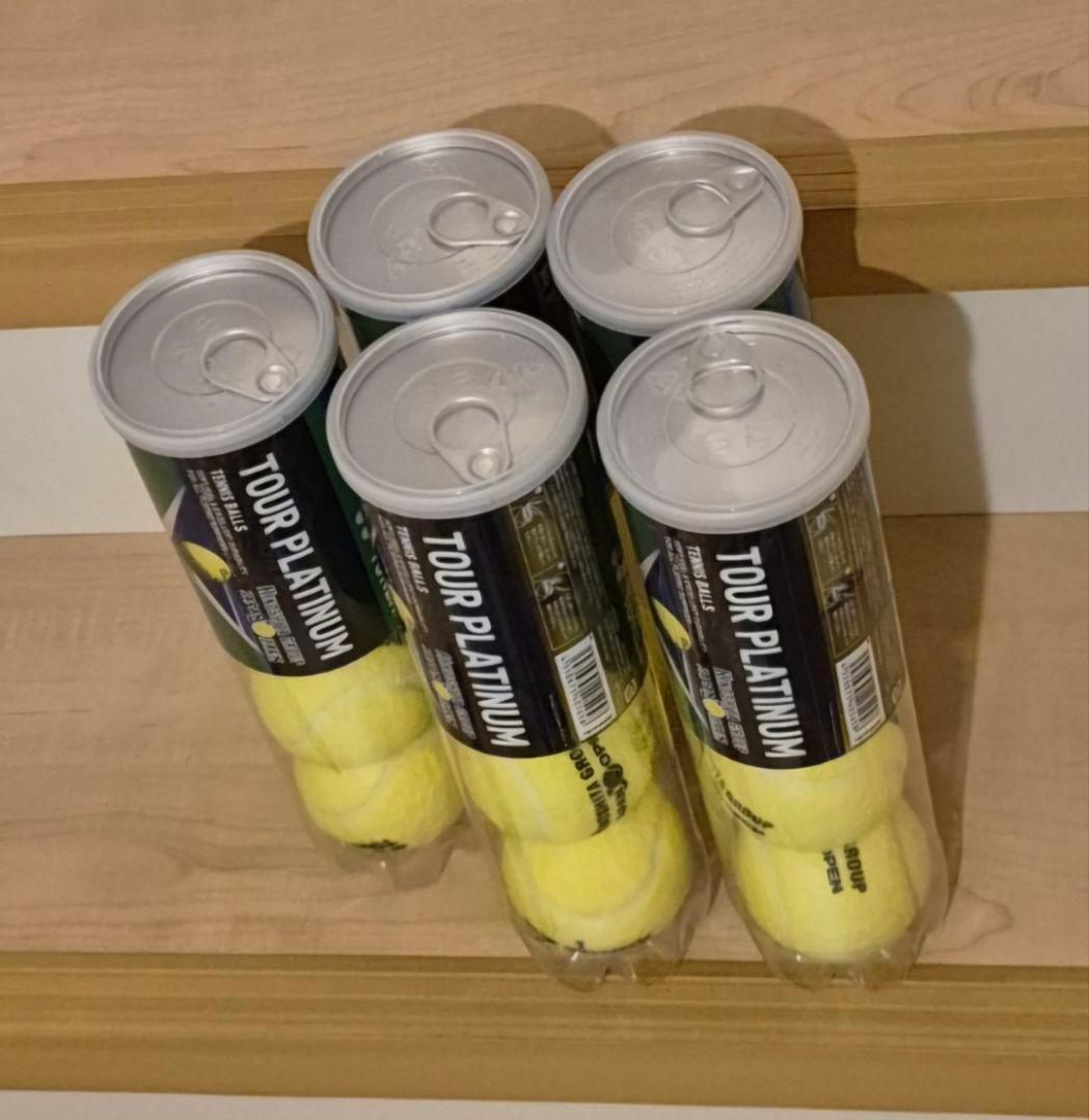 YONEX ツアープラチナム４球入り木下グループジャパンオープンロゴ入り