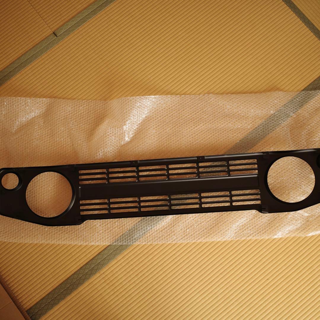 APIO アピオ ヴィンテージアイアングリル 純正エンブレム ジムニー6474