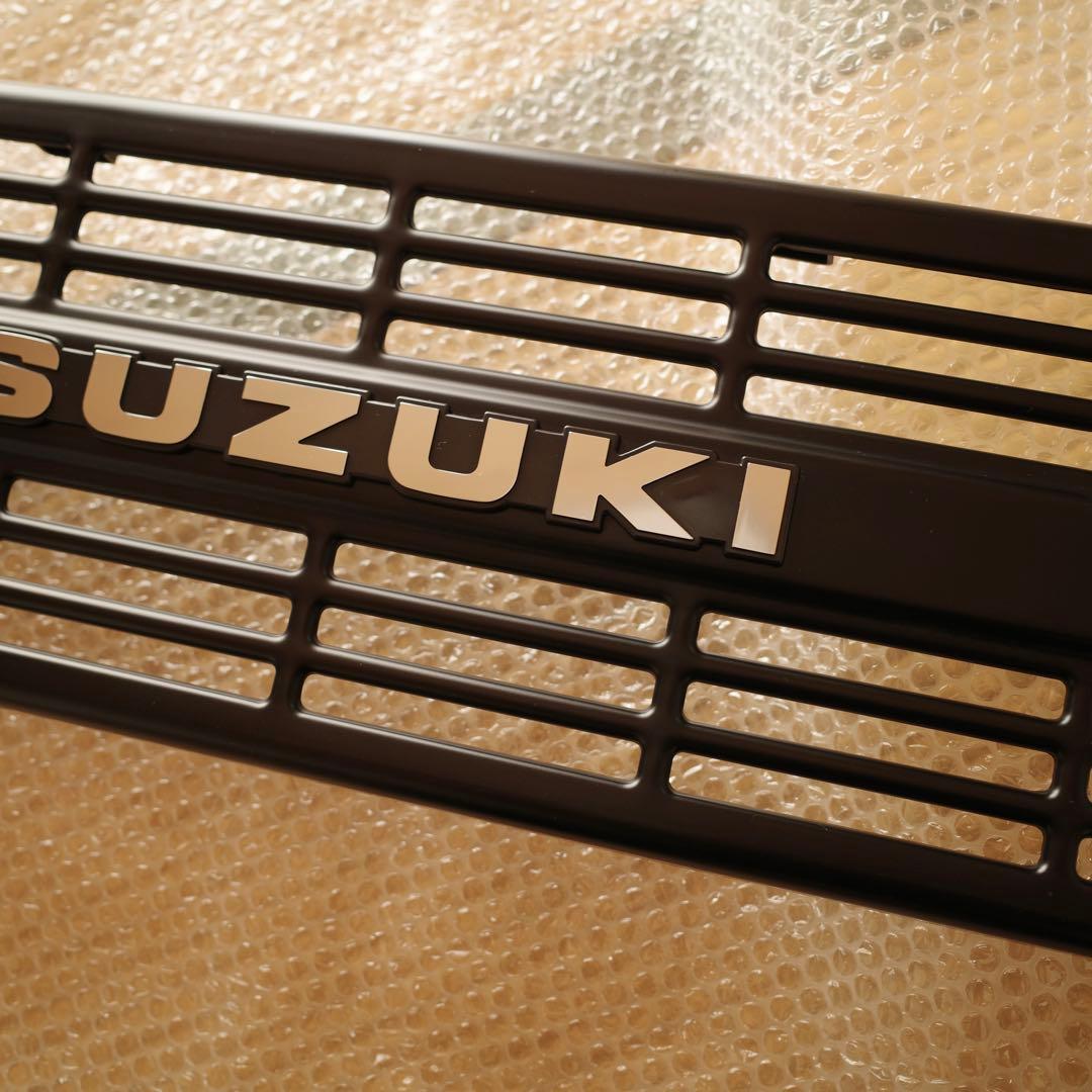 APIO アピオ ヴィンテージアイアングリル 純正エンブレム ジムニー6474