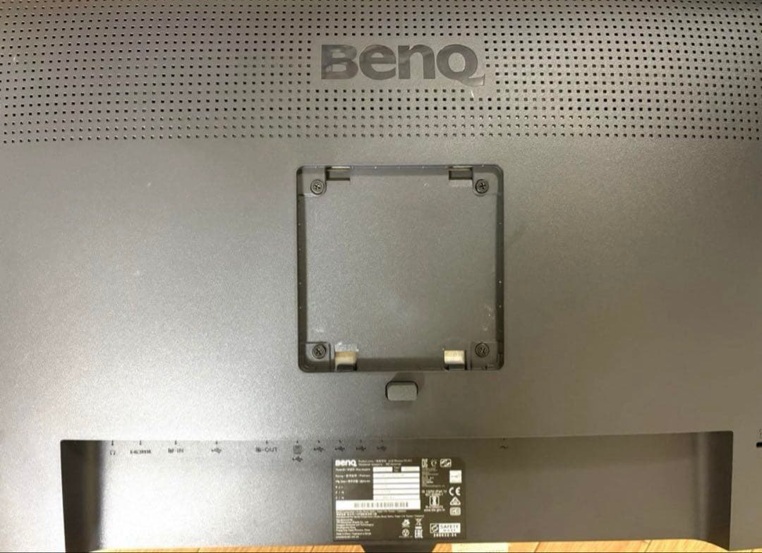 BenQ PD2705Q デザイナー向けモニター 27インチ